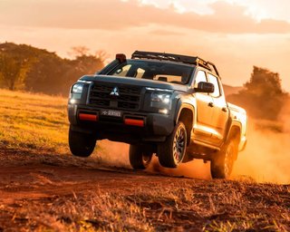 Mitsubishi представила екстремальний пікап для найсуворіших умов (фото)
