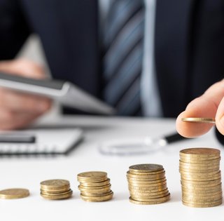 9 місяців 2026 року без допомоги: де Україні взяти 100 мільярдів доларів