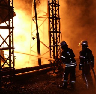 Графики снова не действуют: в Киеве и области введены аварийные отключения света