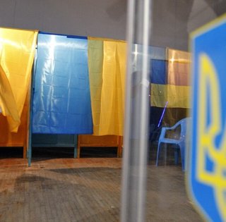 На окупованих територіях є "столітні" виборці: число громадян у реєстрі суттєво зменшилося, — ЦВК
