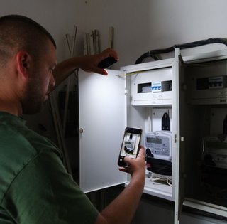 Счетчик "крутит", когда нет света: в ДТЭК объяснили, почему так происходит (видео)