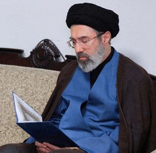 На пропозицію Путіна: пораненого лідера Ірану Моджтабу Хаменеї вивезли до РФ, — кувейтське ЗМІ