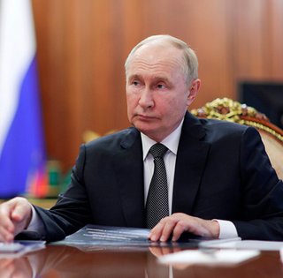 В Европе разрабатывают новый план окончания войны: хотят посадить Путина за стол переговоров, — Bloomberg