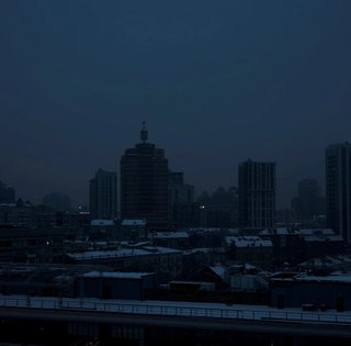 РФ ударила по Киеву баллистикой и дронами: левый берег остался без света и воды (видео)