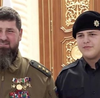 Кадыров показал сына Адама "на совещании" после ДТП: СМИ указывают на фейк (фото, видео)