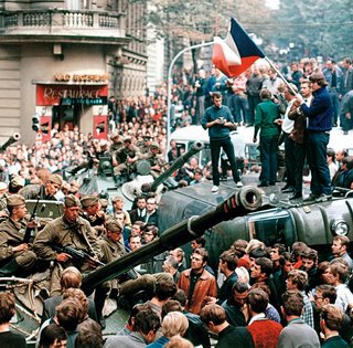 Операция "Дунай". Как в СССР стерли из истории Пражскую весну