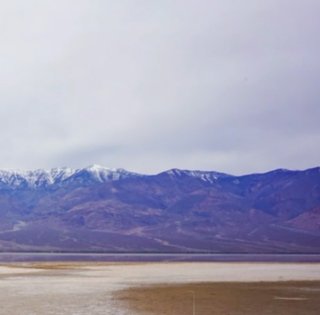 Древнее озеро неожиданно вернулось в Долину Смерти: оно исчезло тысячи лет назад (видео)