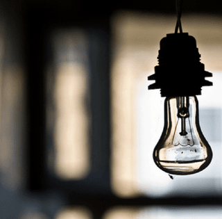 Графики не действуют: весь Киев переходит на экстренные отключения света