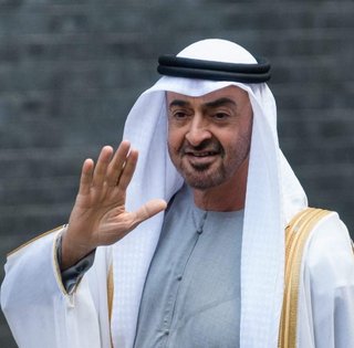 ОАЭ "находится в состоянии войны": президент рассказал о ситуации в стране после авиаударов Ирана