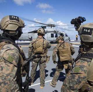 США відправляють морську піхоту на Близький Схід: що це означає