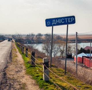 Обстрелы Одесской области: есть угроза роста цен и дефицита бензина, — эксперт