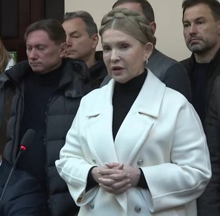 До 10 лет тюрьмы: Ткач рассказал, что самое дорогое может потерять Тимошенко по решению суда