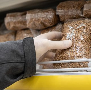 Гречка по 75 грн: грозит ли Украине дефицит популярной крупы