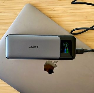 Лучшие повербанки в Украине: 3 надежных модели для ноутбука и гаджетов (фото)