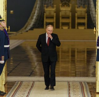 "Законы нарушаются": РФ может совершить что-то ужасное, чтобы поднять авторитет Путина в мире, — WP