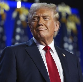 "Без зовнішніх грошей — ми Зімбабве": колишній нардеп пояснив стратегію Трампа у переговорах