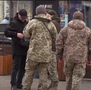 В Одесской области разгорелся скандал из-за задержания ТЦК военного на реабилитации: появилась официальная реакция