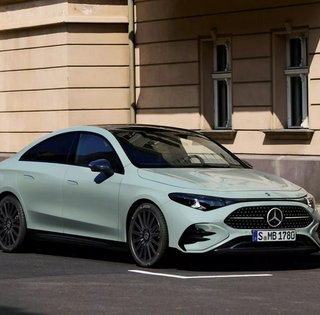 Мир перевернулся: новейший седан Mercedes-Benz получил китайский двигатель (фото)