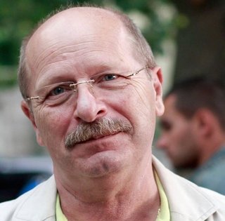 Умер режиссер картины "Одинокая женщина желает познакомиться" Вячеслав Криштофович