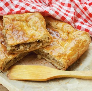 Просто та дуже смачно. Рецепт пісного пирога з капустою