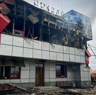 Вокзал в Фастове разрушен: "Укрзализныця" восстанавливает движение и меняет маршруты (видео)