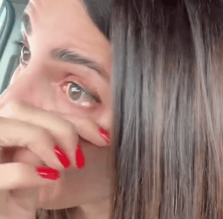 "Не было жизни": беженка расплакалась, вспоминая о 4 годах в Германии (фото)