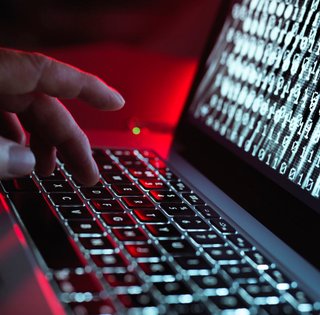 Штучний інтелект навчився мстити: ШІ атакував користувача, який відхилив його код