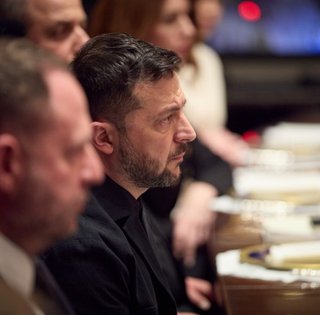 В Конча-Заспе за забором: Зеленский и Ермак продолжают тесно общаться, – ZN