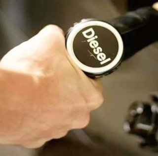 Дефицит дизеля в Украине: эксперт ответил, что будет с поставками