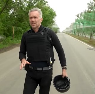 Правила війни потрібно переписати: журналісти CNN розповіли про поле бою в Україні (відео)