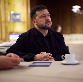 Забыть о ЗАЭС и выйти из Донбасса: Зеленский назвал главные требования США и России (видео)