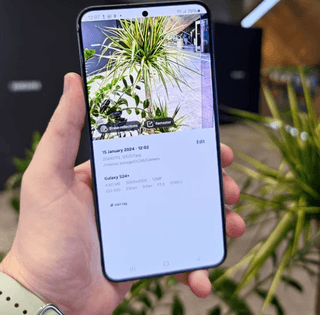 Ваш флагманський смартфон Samsung може мати китайський дисплей: про яку модель йдеться