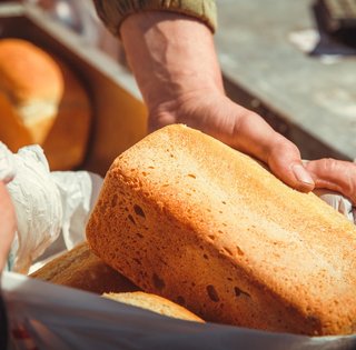 Хлеб по 100 гривен: как закрытие Ормузского пролива уничтожит мировой урожай