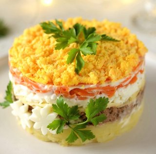 Покроковий рецепт приготування салату мімоза