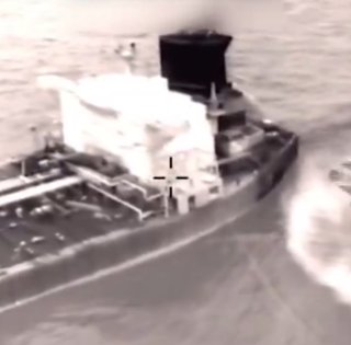 США захватили танкер Olina: появилось официальное подтверждение (видео)