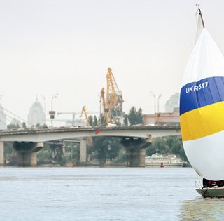 По Днепру под парусом. Путешествие с комфортом по местам девственной природы