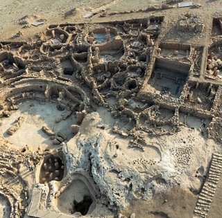 Древняя статуя с лицом мертвеца переписывает историю людей: ей 11 тысяч лет