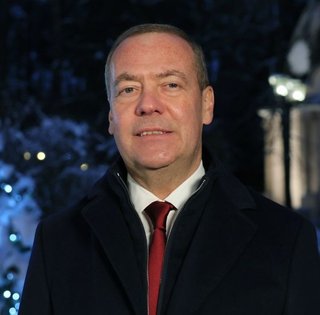 "Не грайте в ігри з Росією": Медведєв відповів на послання Держдепу США (фото)