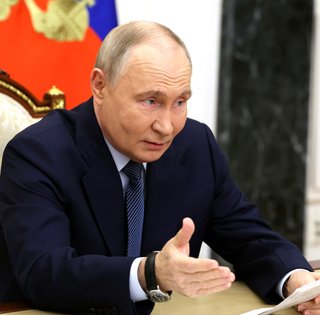 "Путин считает, что он снова все выложил на стол": в Politico рассказали, о чем свидетельствуют переговоры в Кремле