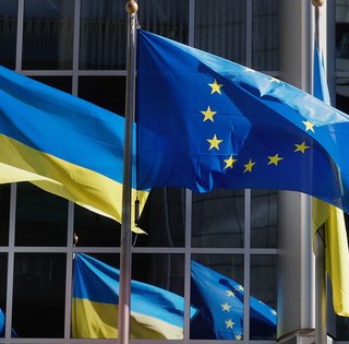 Украина получит 90 млрд евро от ЕС: на что потратят деньги и придется ли их возвращать