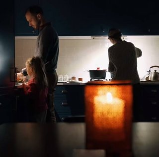 Графіки відключень на 4 грудня: хто залишиться без світла на понад 9 годин (фото)