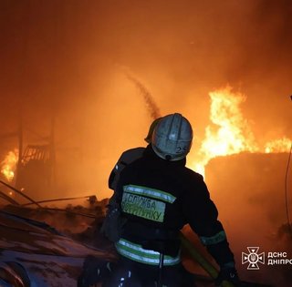 ВС РФ уничтожили центральный склад аптечной сети "Мед-Сервис" в Днепре