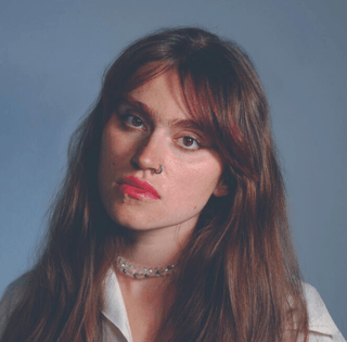 Украинская певица подралась со зрительницей прямо во время концерта: что произошло