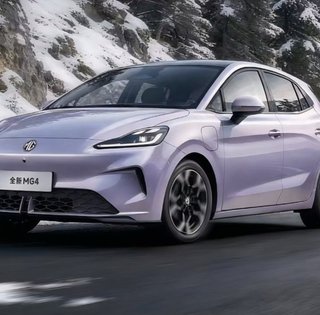 MG начала продажи первого в мире электрокара с инновационной твердотельной батареей (фото)