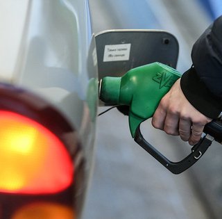 На кешбек на пальне буде ліміт: скільки водіям повернуть грошей