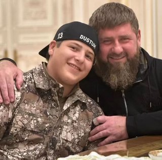 Адам Кадыров попал в ДТП: за рулем авто был начальник охраны, а в аварии погиб мужчина, — СМИ