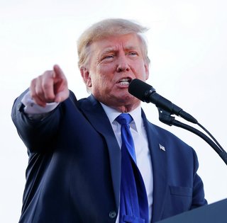 "Найважливіша заява в історії людства": Трамп планує підтвердити контакт з інопланетянами, — ЗМІ