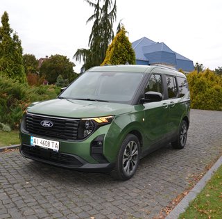 Тест-драйв нового Ford Tourneo Courier: для сім'ї та бізнесу