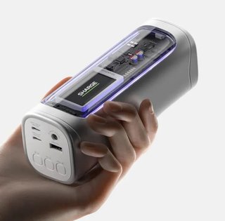 Заряджає два ноутбуки одночасно: представлено потужний повербанк на 24 000 мАг (фото)