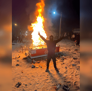 Протести в Ірані: кількість жертв зростає, мітингувальники взяли під контроль перше місто (відео)